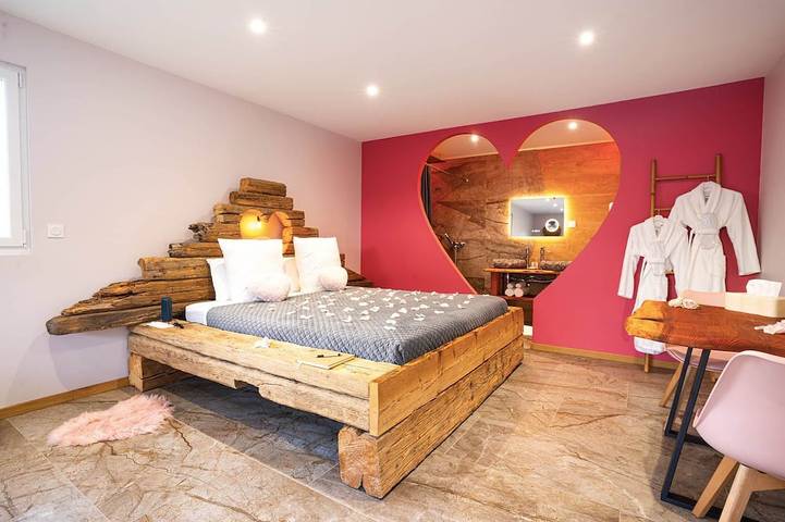 Gîte pour 2 personnes, avec jacuzzi et sauna dans Carspach