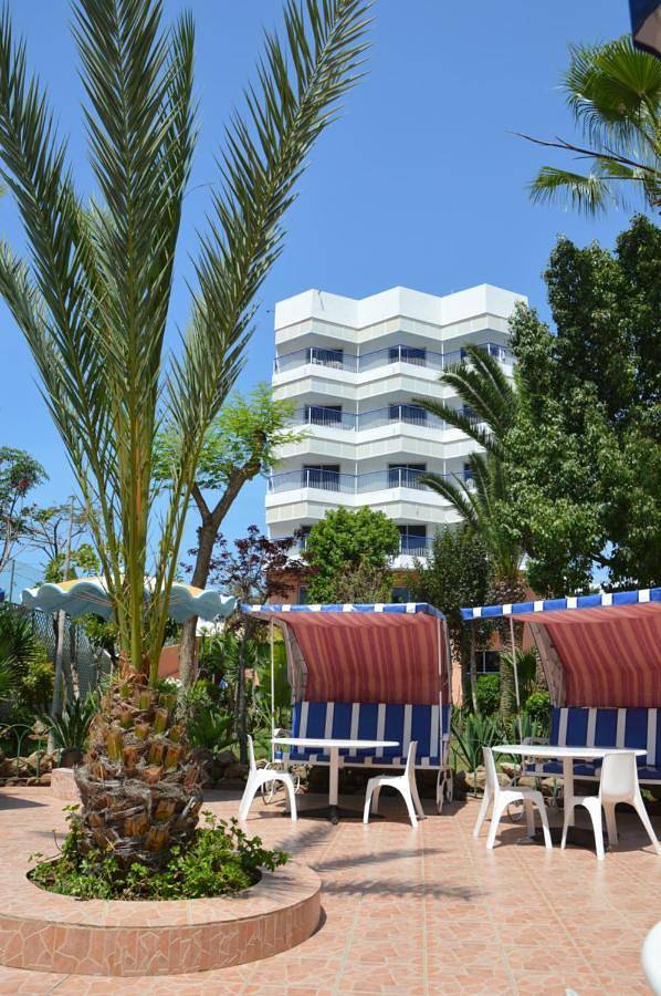 Location de vacances pour 5 personnes, avec jardin ainsi que bassin pour enfant et piscine à Agadir - 3