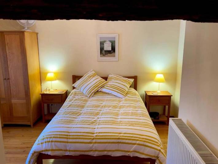 Location de vacances pour 6 personnes, avec jardin et piscine, animaux acceptés à Brux - 3