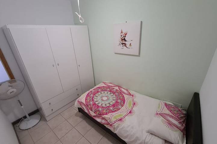 Appartement entier, Appart de 145 m2 vue complexe , bar restaurant, piscines ,mer à  300 m de la mer in Playa Paraíso, Adeje