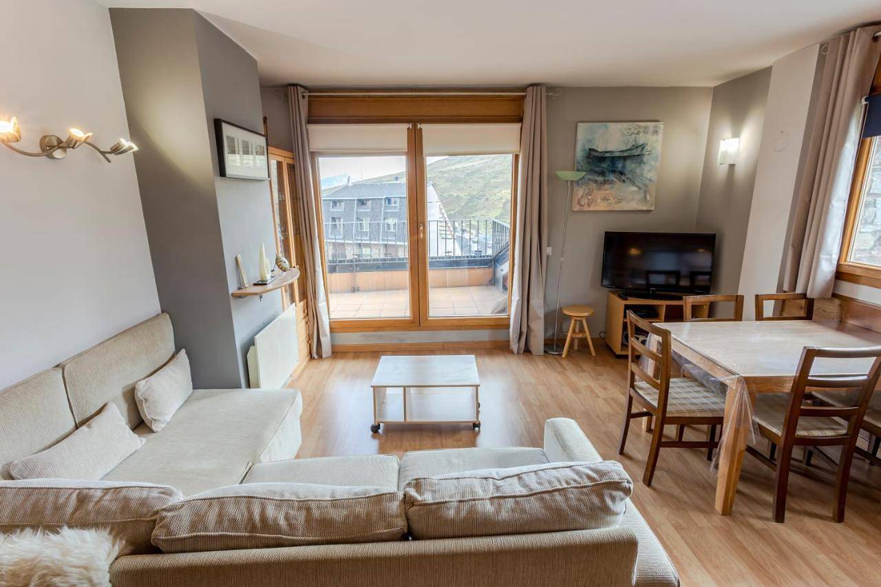 Apartamento entero, Nuria Pedrous in Pas de la Casa, Grandvalira