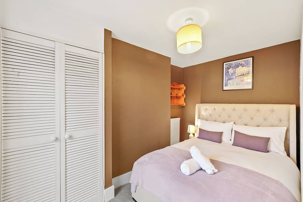 2 bedroom house in Aylesbury, Free Privet Parking in Aylesbury, Buckinghamshire