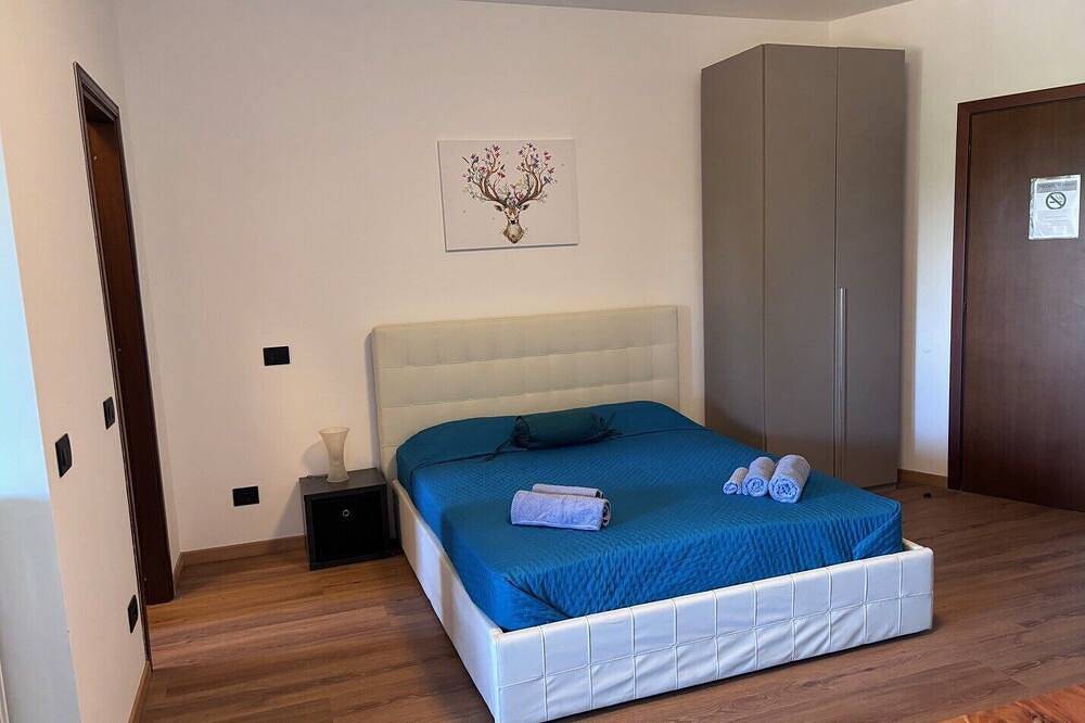 Ganze Wohnung, Diana Lesa Apartment in Lesa, Lago Maggiore (Piemont)