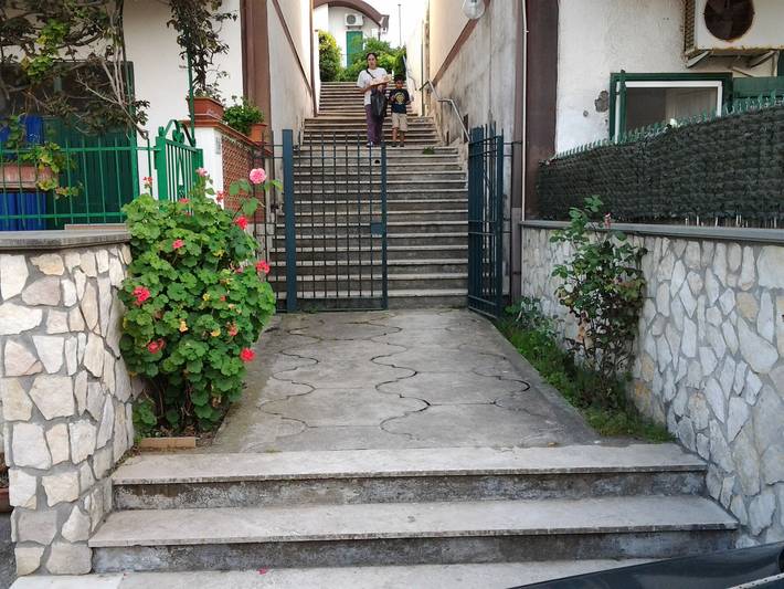 Villa per 6 persone, con vista oceano e panorama nonché terrazza e vista lago in Sperlonga