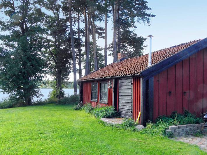 Ferienhaus für 4 Personen, mit Terrasse und Garten in Gullspang