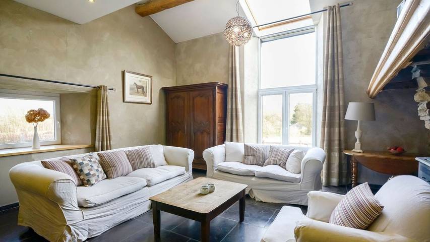 Location de vacances pour 9 personnes, avec sauna ainsi que jardin et jacuzzi à Manhay - 2