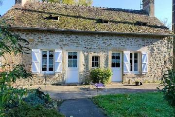 Gîte pour 12 personnes, avec jardin à Champagné (Sarthe)