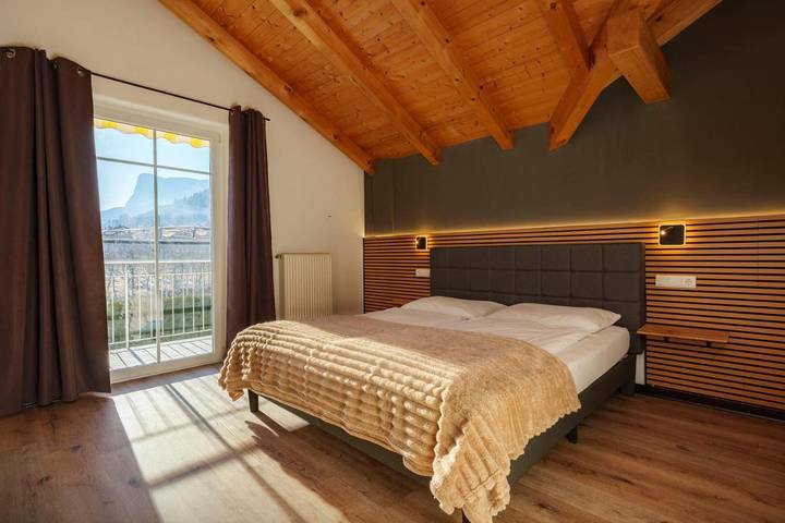 Ferienwohnung für 5 Personen, mit Garten und Ausblick - 1