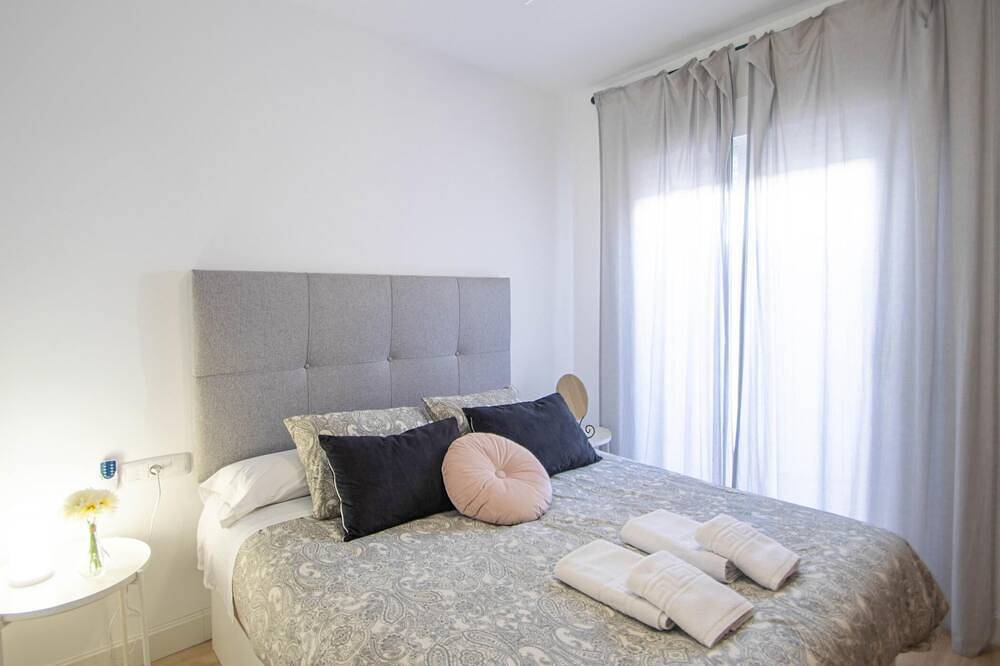 Entire apartment, New, beautiful charming apartment. in Armilla, Granada Province
