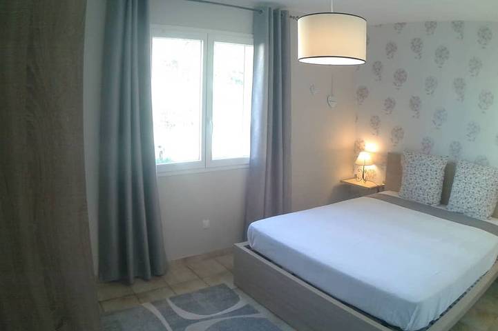 Location de vacances pour 6 personnes, avec jardin et balcon à Laurens - 4