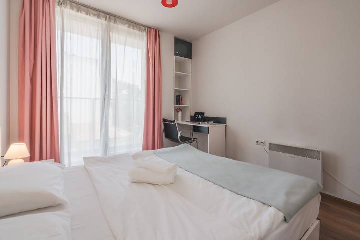 Ganze Wohnung, Ferienwohnung für 4 Personen mit Terrasse in Sofia, Bulgarien