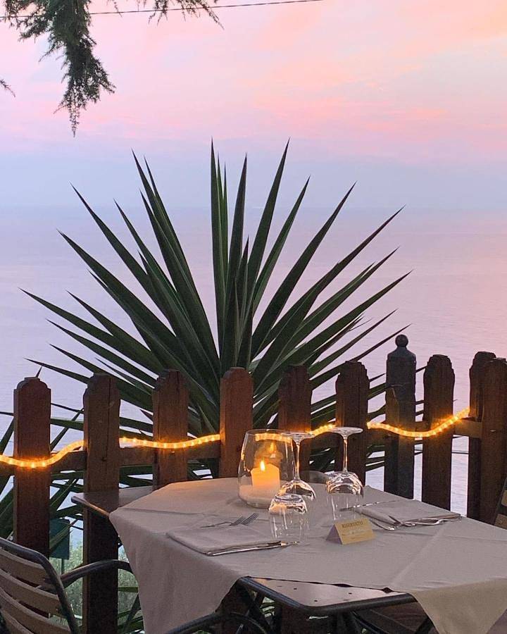Hotel Rosita in Finale Ligure, Commune de Finale Ligure