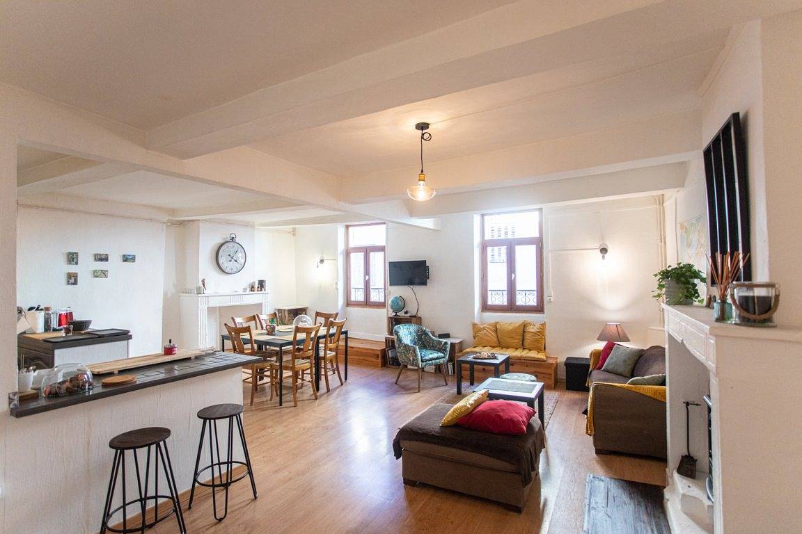 Duplex spacieux, centre-ville Montélimar en Drôme in Montélimar, Région de nyons