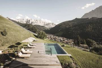 Villa für 8 Personen, mit Garten und Balkon sowie Sauna und Whirlpool in Südtirol
