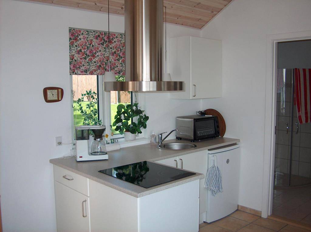 Lovely holiday house right by the fjord with a panorama view overlooking the Limfjord.  in Nykøbing Mors, Morsø