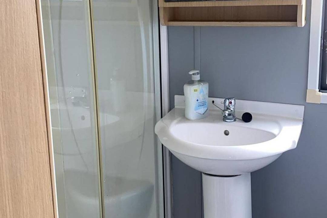 Southview Park- Family Caravan- Sleeps 6- Parking in Skegness, Lincolnshire