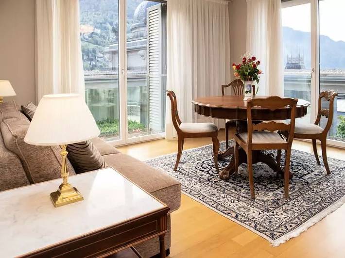 Gîte pour 7 personnes, avec terrasse ainsi que sauna et piscine à Montreux - 4