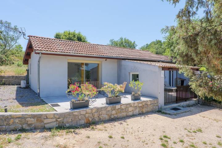 Gîte pour 6 personnes, avec Jardin et Bassin pour enfant