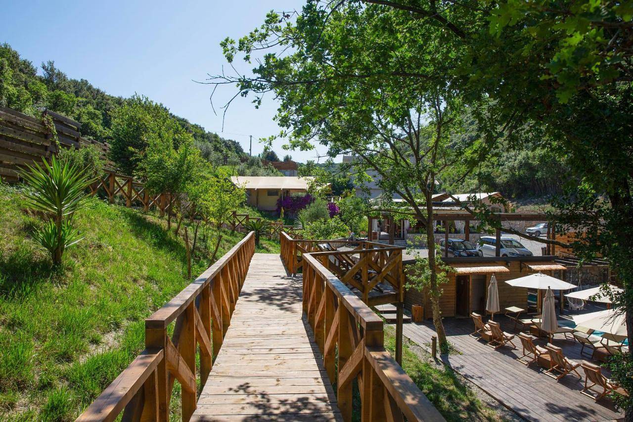 Sea Glamping in Opština Kotor