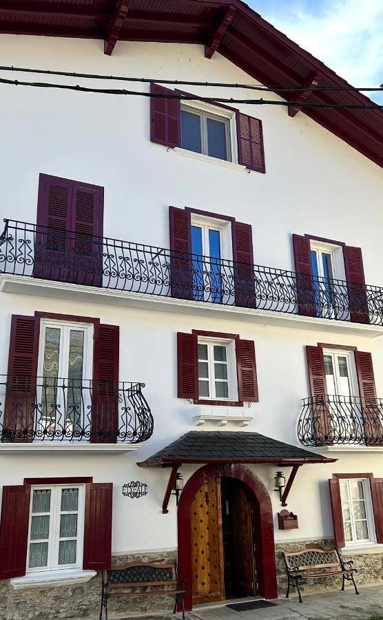 Casa Etxeale in Valcarlos, Navarre
