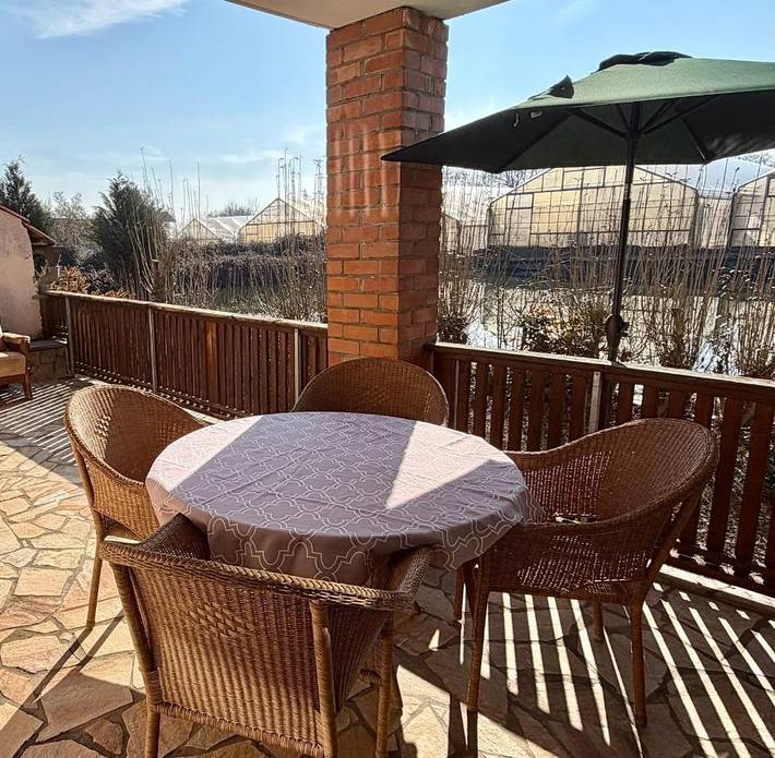 Ferienwohnung für 6 Personen, mit Terrasse und Ausblick sowie Seeblick in Fränkisches Weinland - 3
