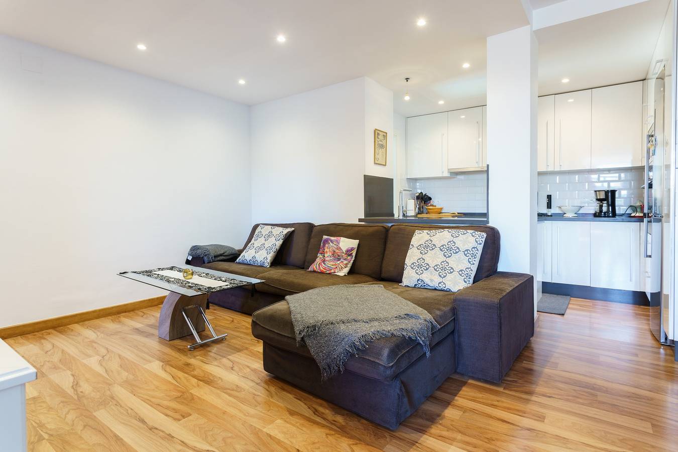 Apartamento entero, Moderno apartamento en Los Boliches con piscina compartida, balcón y Wi-Fi in Los Boliches, Fuengirola