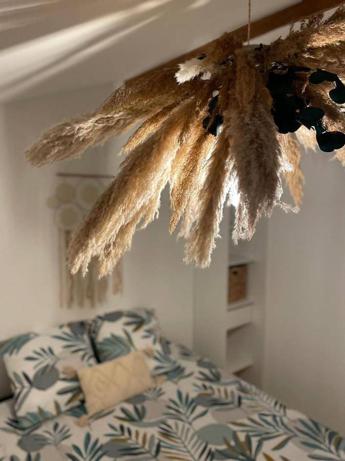 Location de vacances pour 6 personnes, avec piscine et jardin, adapté aux familles à Tourbes - 3