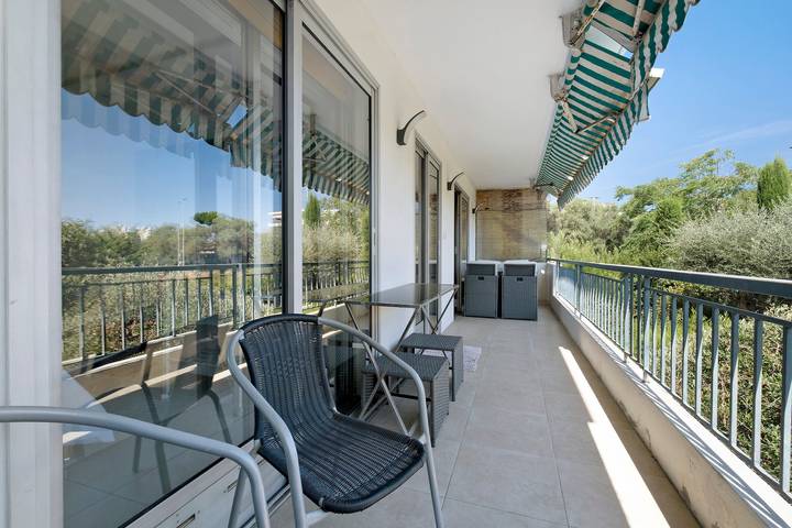 Ferienwohnung für 4 Personen, mit Balkon in Antibes