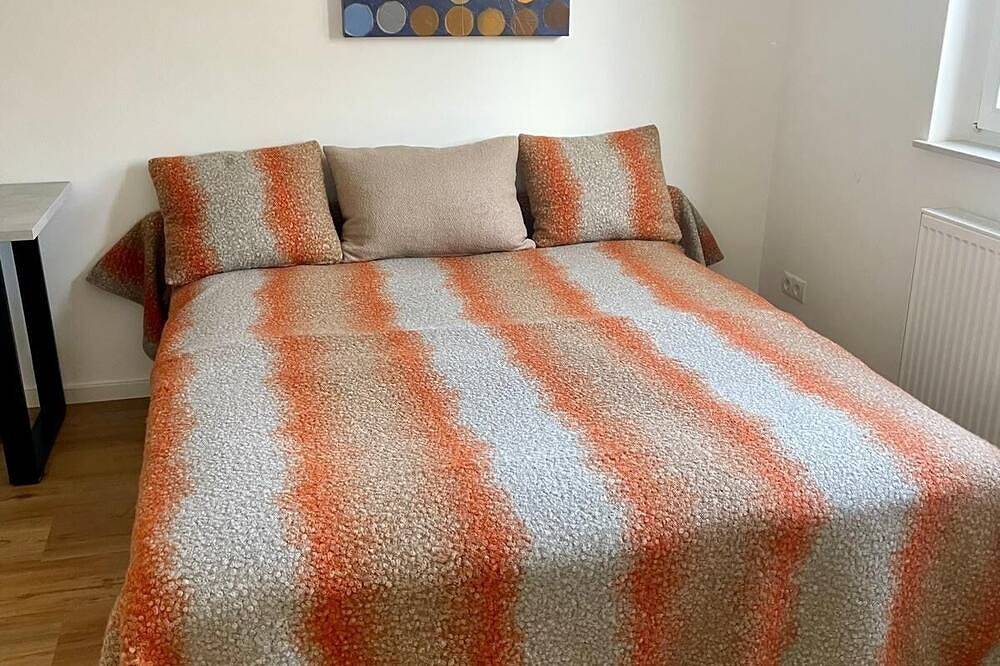 Haus mit Garten und Pool in Wien Donaunähe. Ruhelage. Mitten im Freizeitgebiet in Floridsdorf, Wien