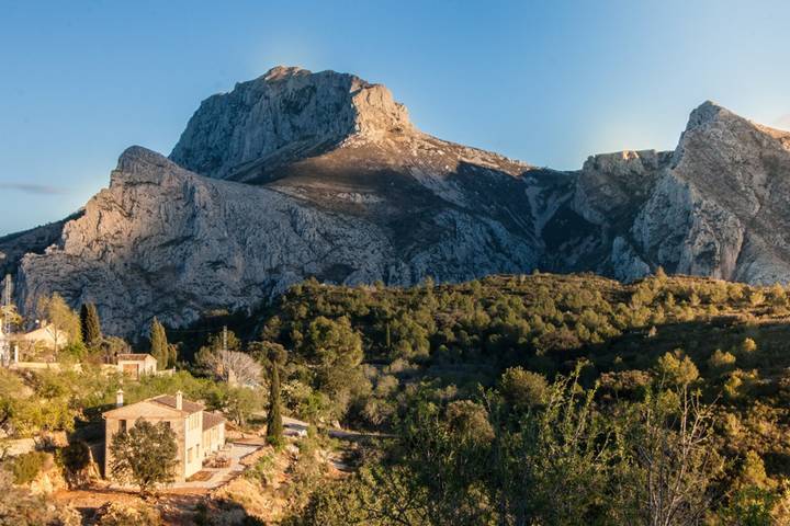 Chalet 'Casita Almendra - Can Elisa Tarbena' con terraza privada y Wi-Fi in Tárbena, Costa Blanca
