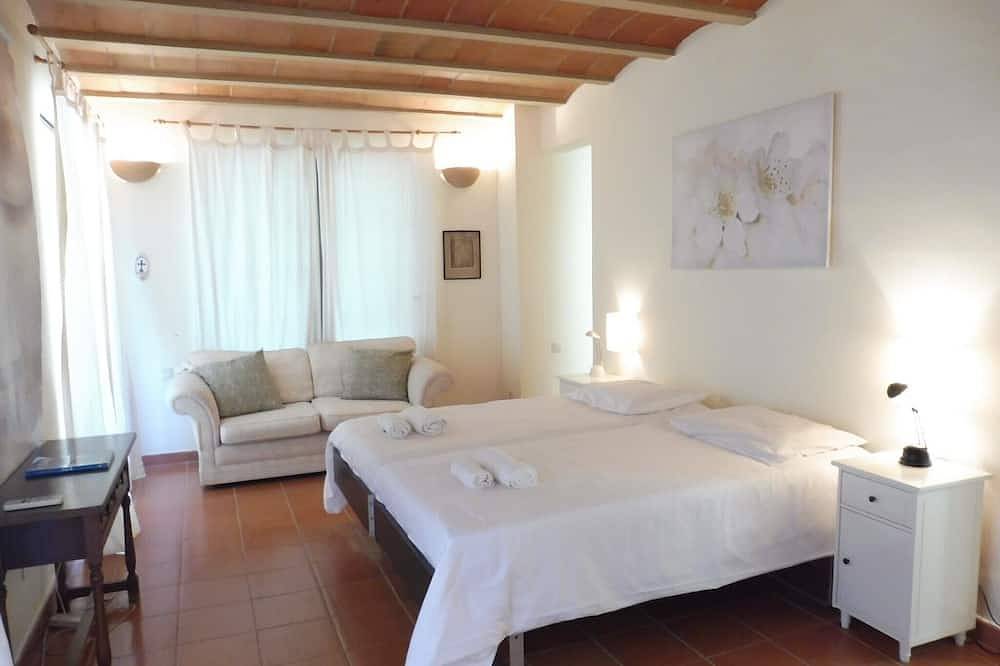 Villa en Ibiza cerca de Benirràs in San Miguel de Balansat, San Juan Bautista