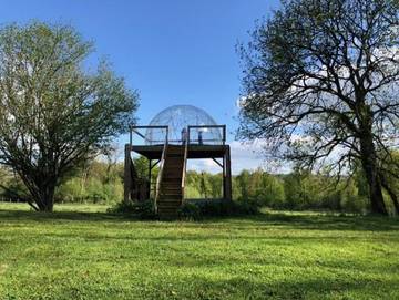 Tente pour 2 personnes, avec jardin et vue dans le Cher
