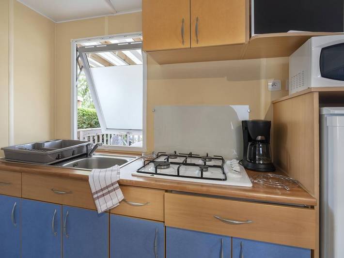 Camping pour 4 personnes, avec piscine et bassin pour enfant à Saint-Hilaire-de-Riez - 4