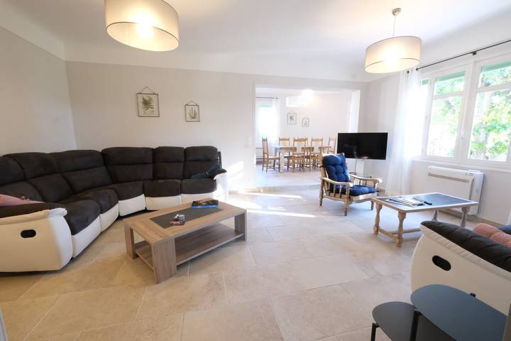 Ferienhaus für 8 Personen, mit Garten in Arles - 3