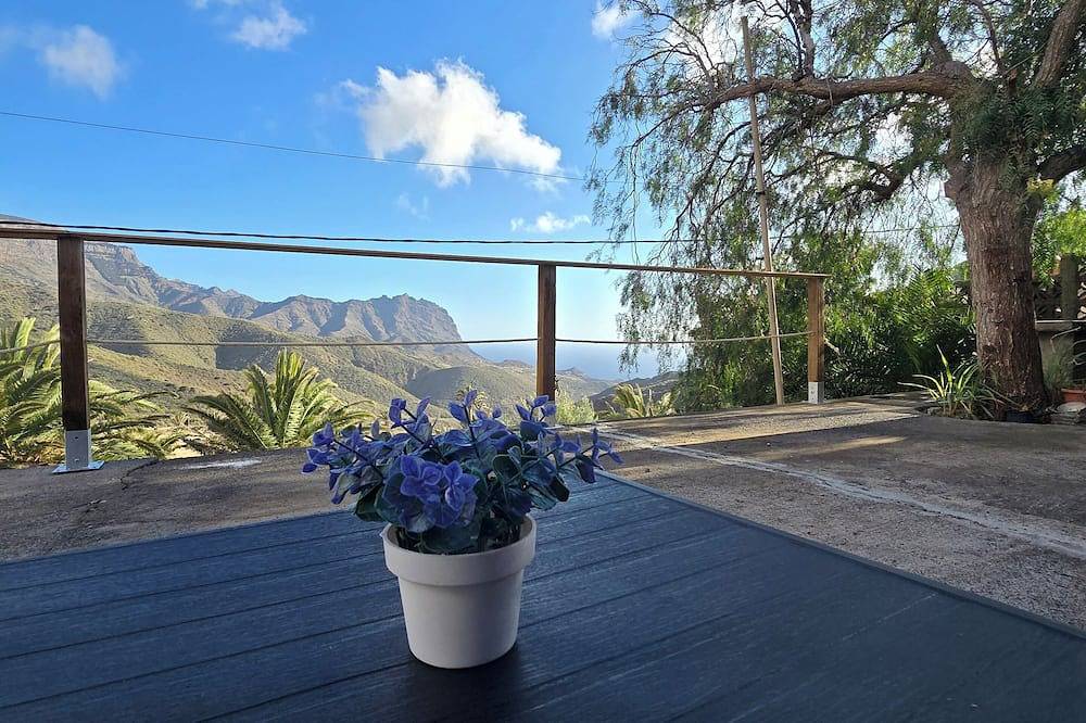 Rustic House Sea Views & Minibar in Vallehermoso, La Gomera