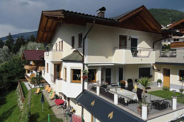 Holiday apartment for 8 people, with terrace and garden - 1