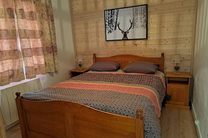 Location de vacances pour 8 personnes, avec jardin et terrasse à Doucier - 3