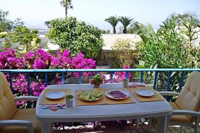 Bungalow para 2 personas, con jardín y terraza en Tenerife Sur