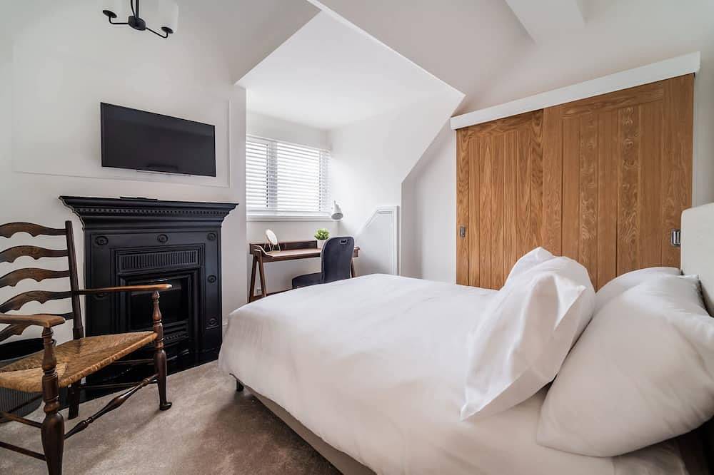 Entire apartment, One Bed Luxury Hoylake Penthouse in Merseyside