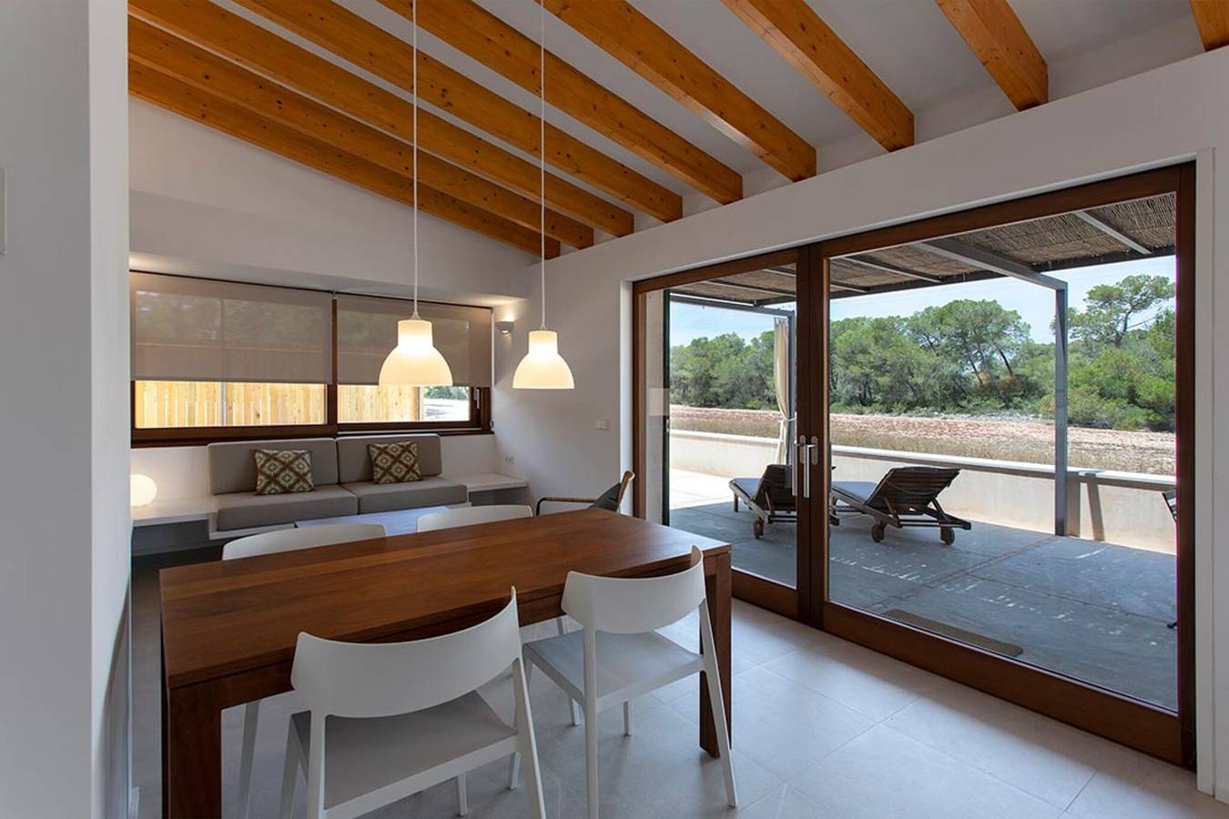 Holiday Home 'Twin Piscina' with Shared Pool, Wi-Fi and Air Conditioning in Campos, South Majorca