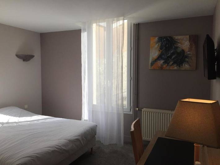 Hôtel pour 2 personnes, avec terrasse et jardin à Barbezieux-Saint-Hilaire - 4