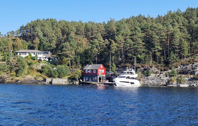 Ferienhaus für 10 Personen mit Terrasse in Hardangerfjord