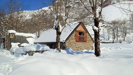 Gîte pour 8 personnes, avec jardin et terrasse à Loudenvielle