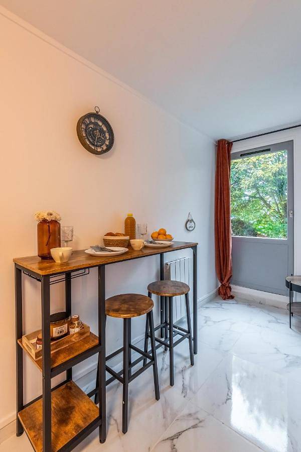 Gîte pour 2 personnes, avec vue ainsi que jardin et terrasse dans Décathlon Arena - Stade Pierre Mauroy - 2