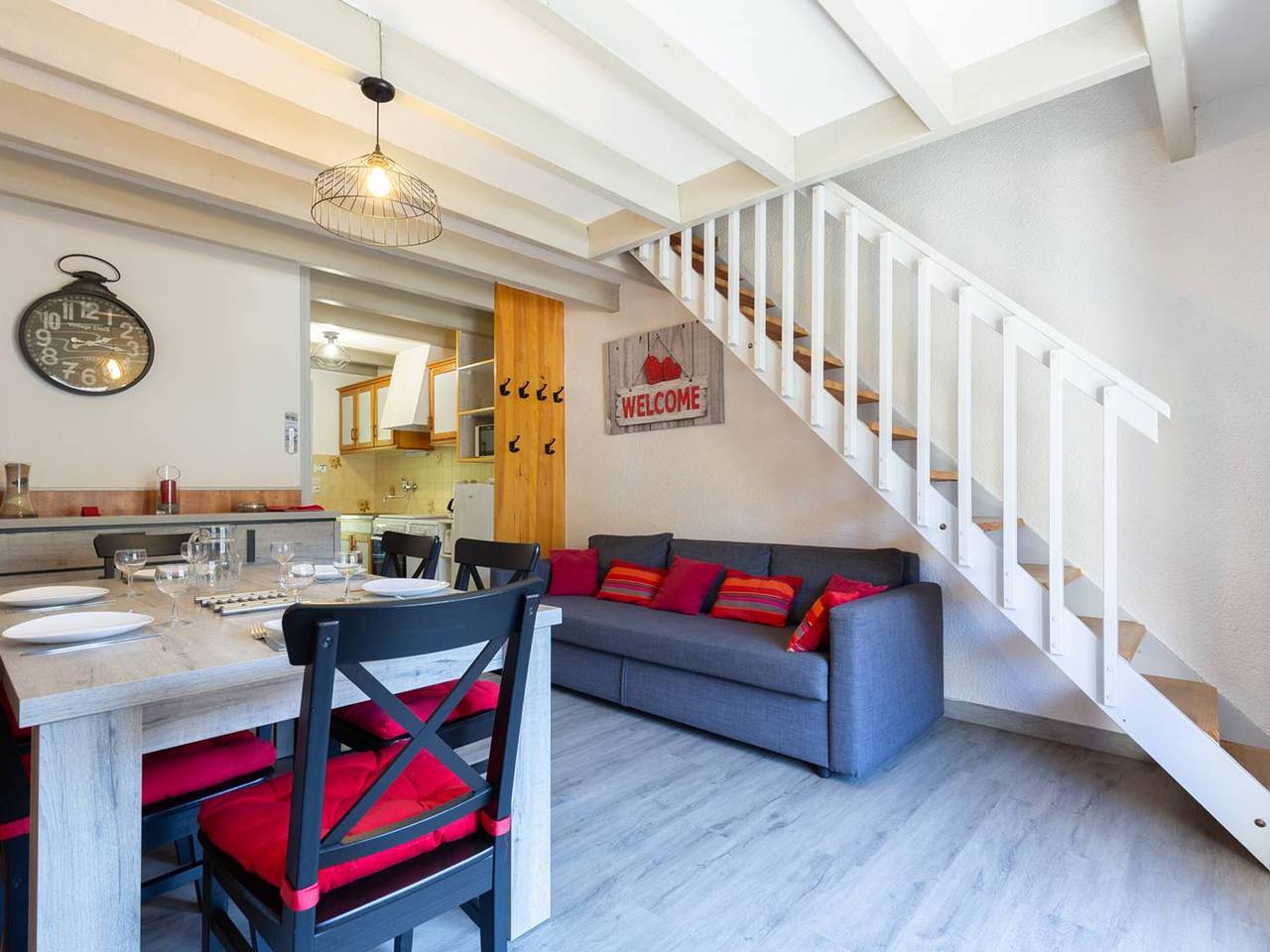Apartamento entero, Cómodo apartamento para 6, cerca del telecabina Skyvall in Loudenvielle, Pirineos franceses