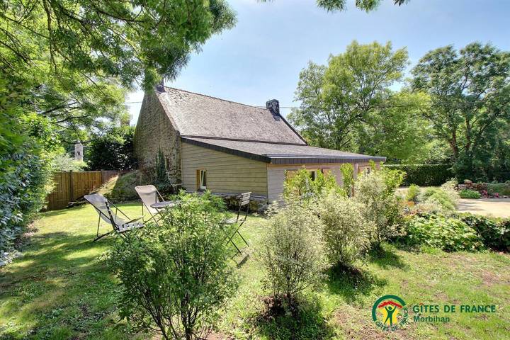 Gîte pour 2 personnes, avec jardin