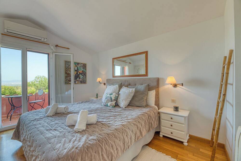 Villa Kentia Mallorca, stylish country house close to Palma in Son Gual, Palma