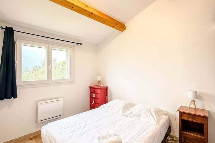 Location de vacances pour 4 personnes, avec jardin et balcon à Sainte-Lucie-de-Tallano - 4