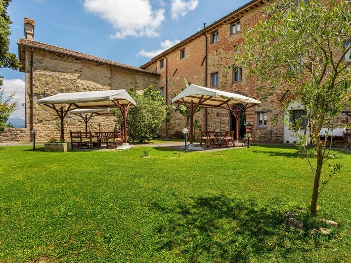 Gîte pour 6 personnes, avec Jardin et Piscine à Città di Castello