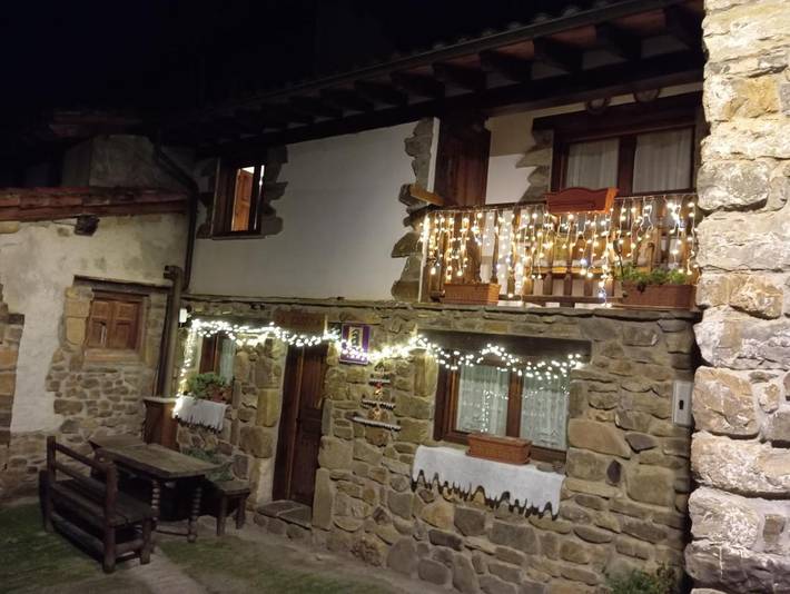 Casa rural para 5 personas, con jardín y vistas, Se admiten mascotas en Liébana - 3